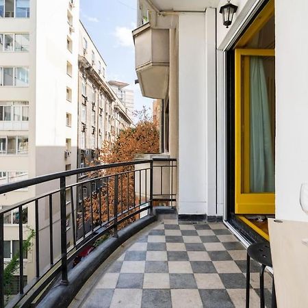 Quiet And Classic Studio With Cismigiu Park View Bucarest Extérieur photo