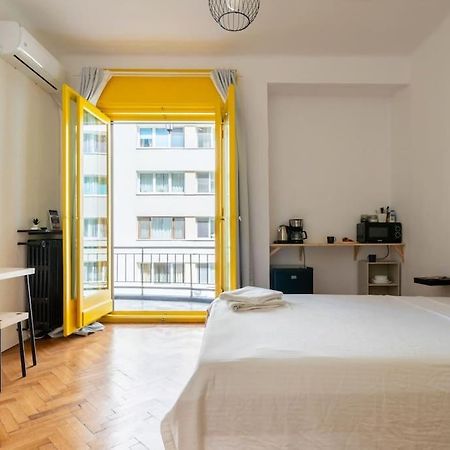 Quiet And Classic Studio With Cismigiu Park View Bucarest Extérieur photo