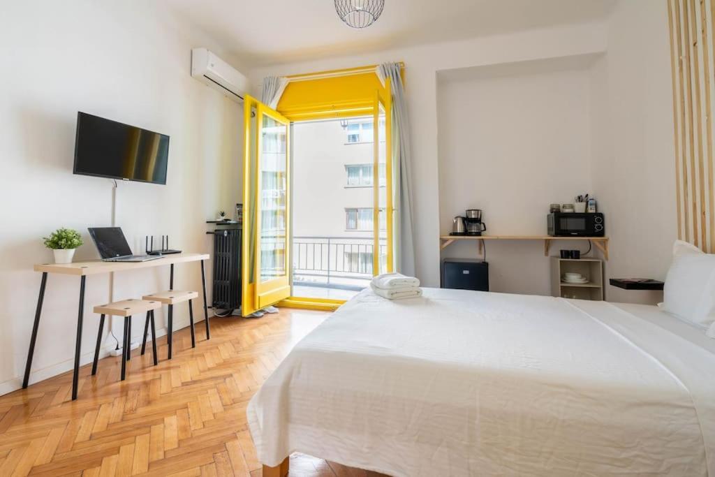 Quiet And Classic Studio With Cismigiu Park View Bucarest Extérieur photo